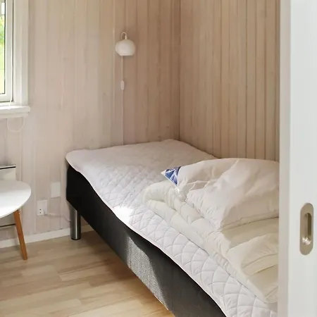 Сasa de vacaciones Suna - 1-3km From The Sea By Interhome