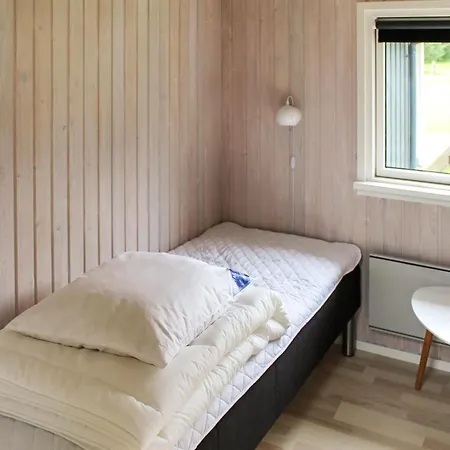 Сasa de vacaciones Suna - 1-3km From The Sea By Interhome *